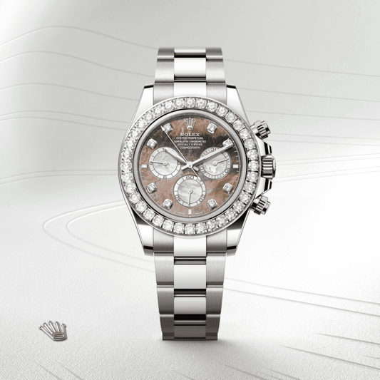 コスモグラフ デイトナ | オイスター、40 mm、ホワイトゴールド、ダイヤモンド リファレンス 126579RBR-0001