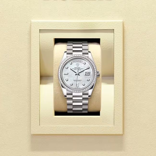 デイデイト 36 | オイスター、36 mm、ホワイトゴールド、ダイヤモンド リファレンス 128399TBR-0003