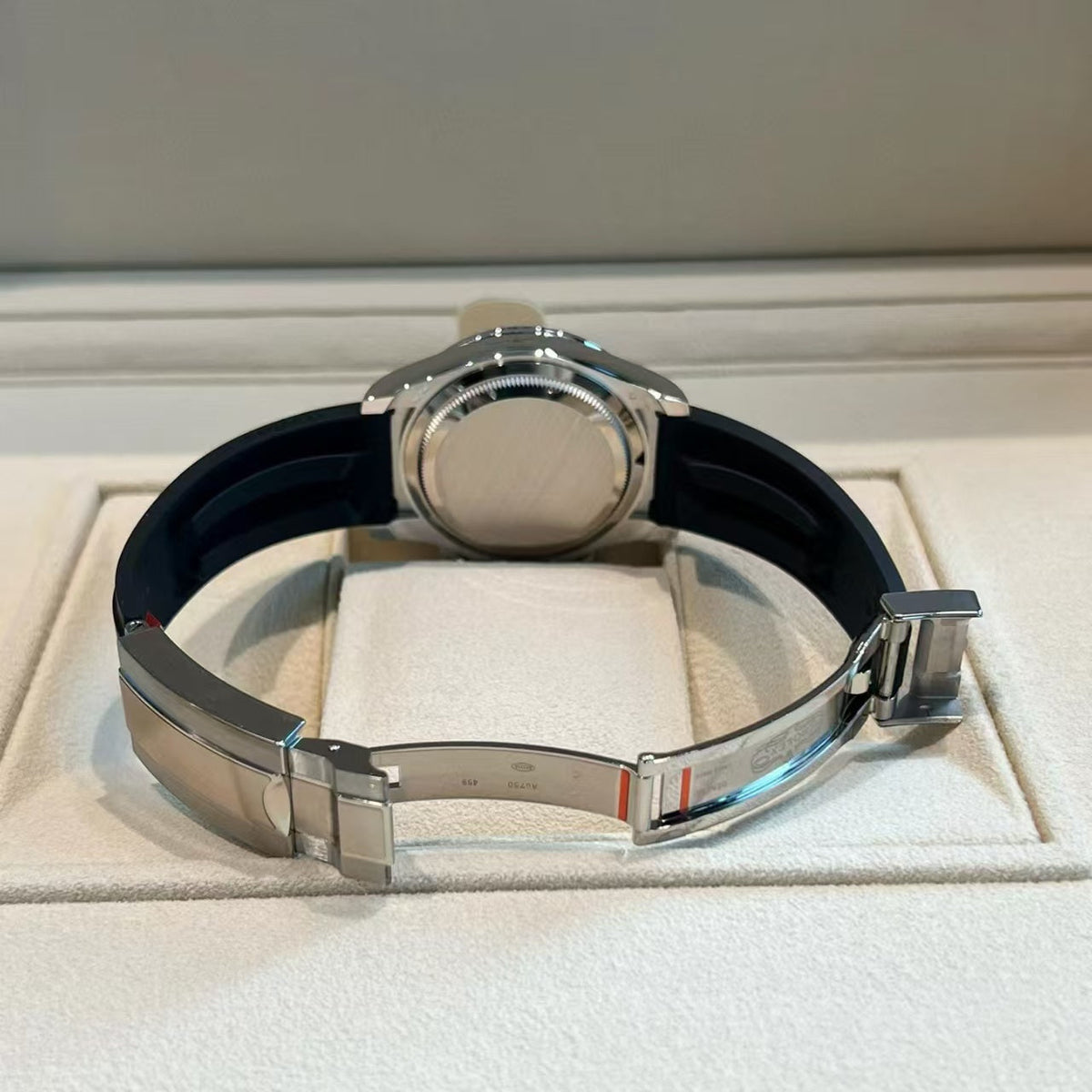 コスモグラフ デイトナ | オイスター、40 mm、ホワイトゴールド、ダイヤモンド  リファレンス 126539TBR