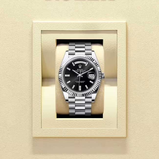 デイデイト 40 | オイスター、40 mm、プラチナ  リファレンス 228236-0004