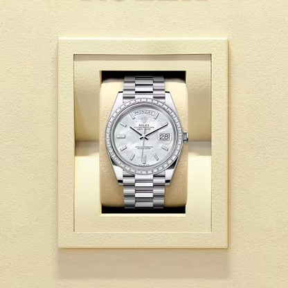 デイデイト 40 | オイスター、40 mm、プラチナ、ダイヤモンド  リファレンス 228396TBR-0043